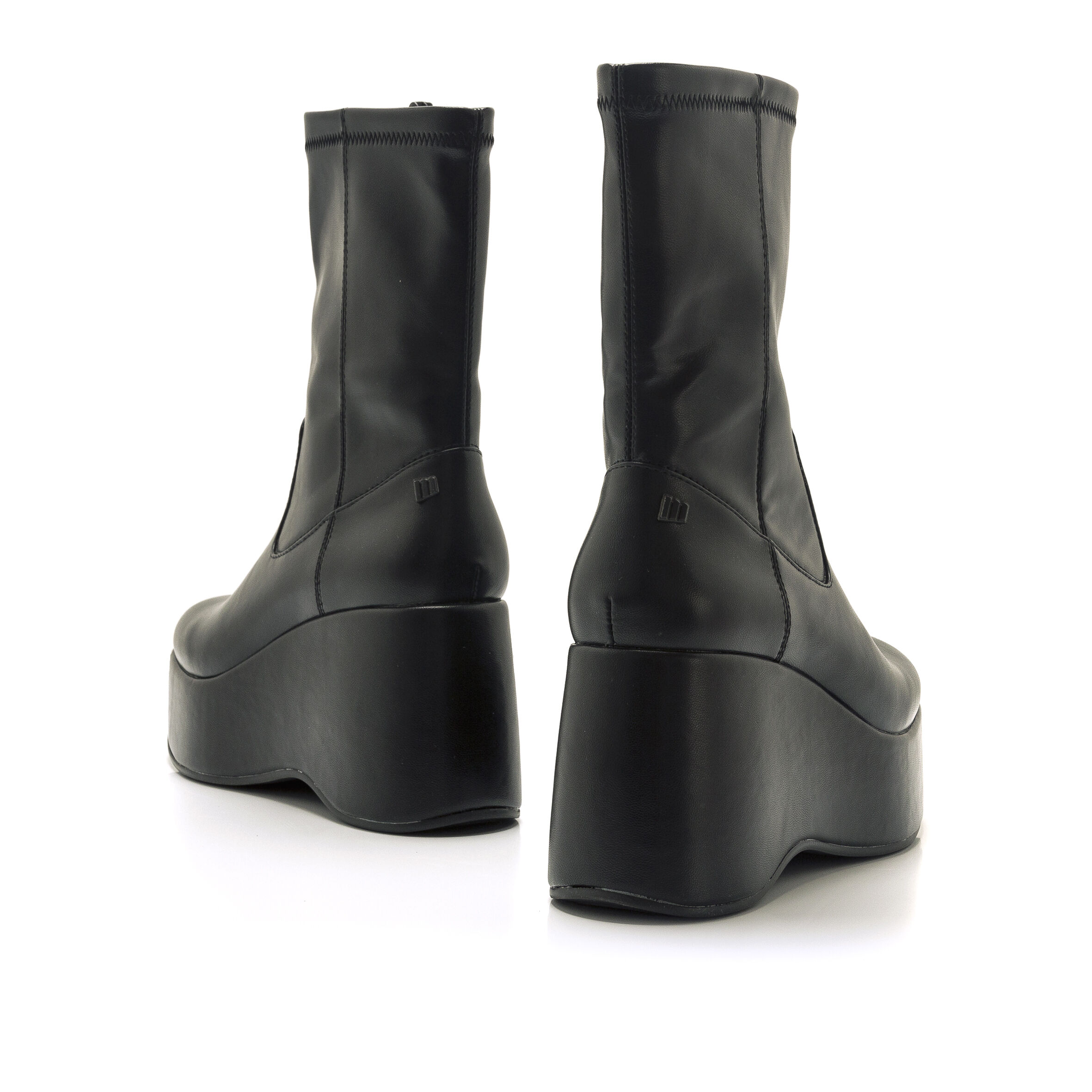 Achetez NIGHT par 79.95 EUR Chaussures et accessoires pour femme